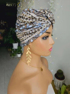 Turban dzianinowy Soa – elastyczny i wygodny 