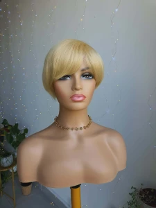 Peruka Beata z włosów naturalnych blond krótka 